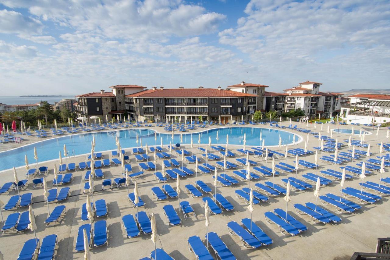 Nevis & Aqua Park 4* Słoneczny Brzeg