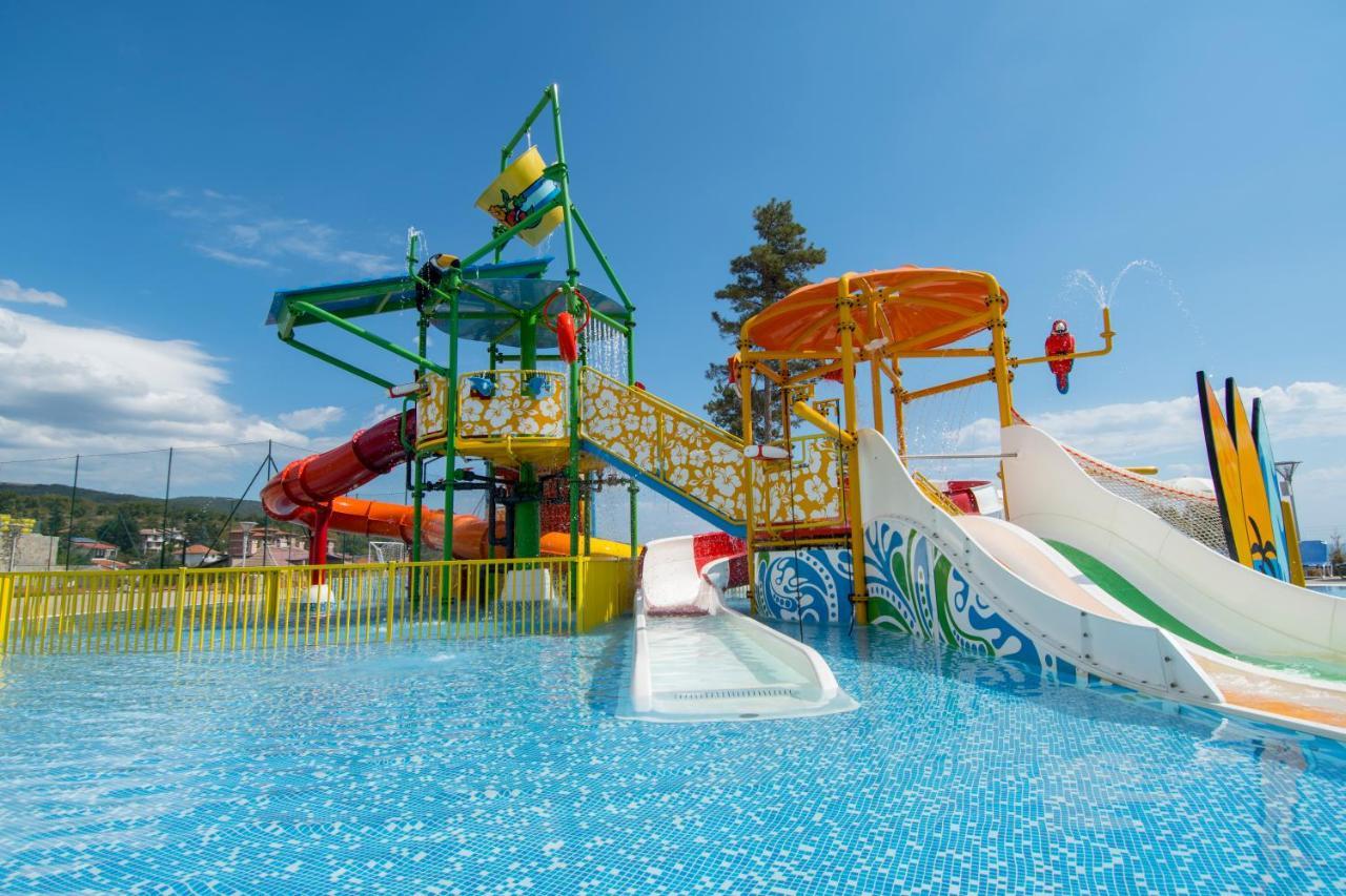 Resort Nevis & Aqua Park Sunny Beach