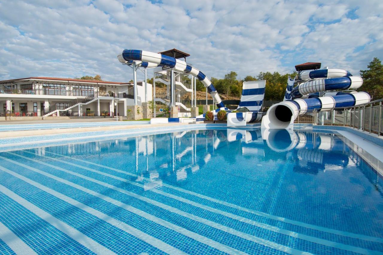 Nevis & Aqua Park Resort