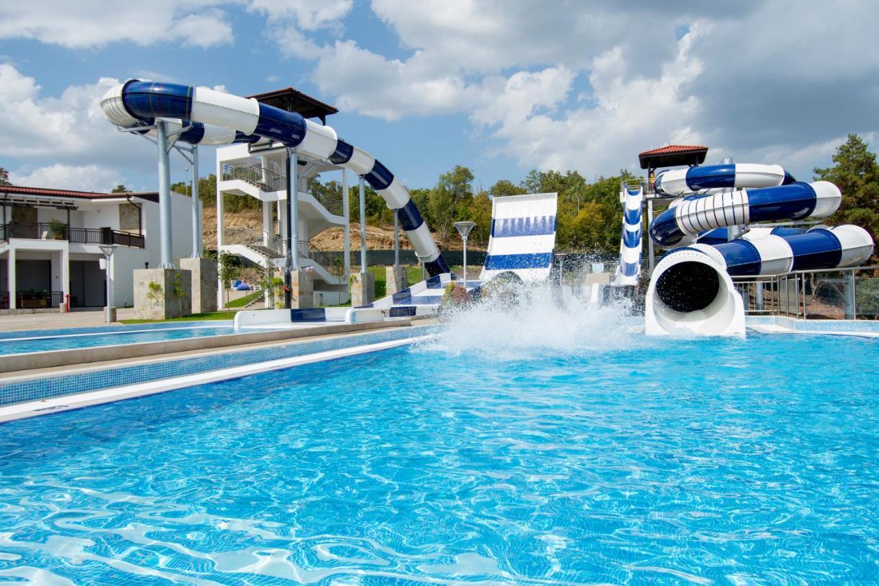 Resort Nevis & Aqua Park