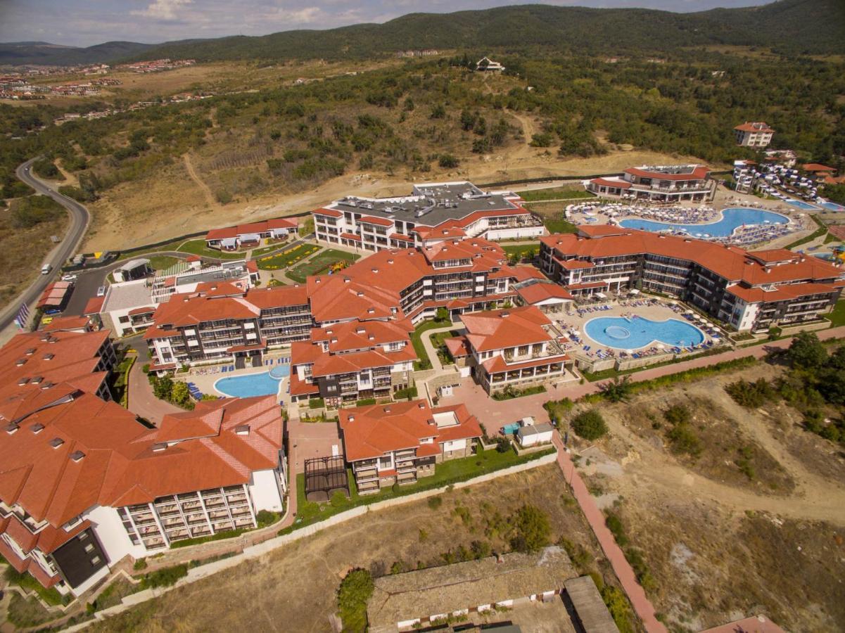 Nevis & Aqua Park Σάνι Μπιτς