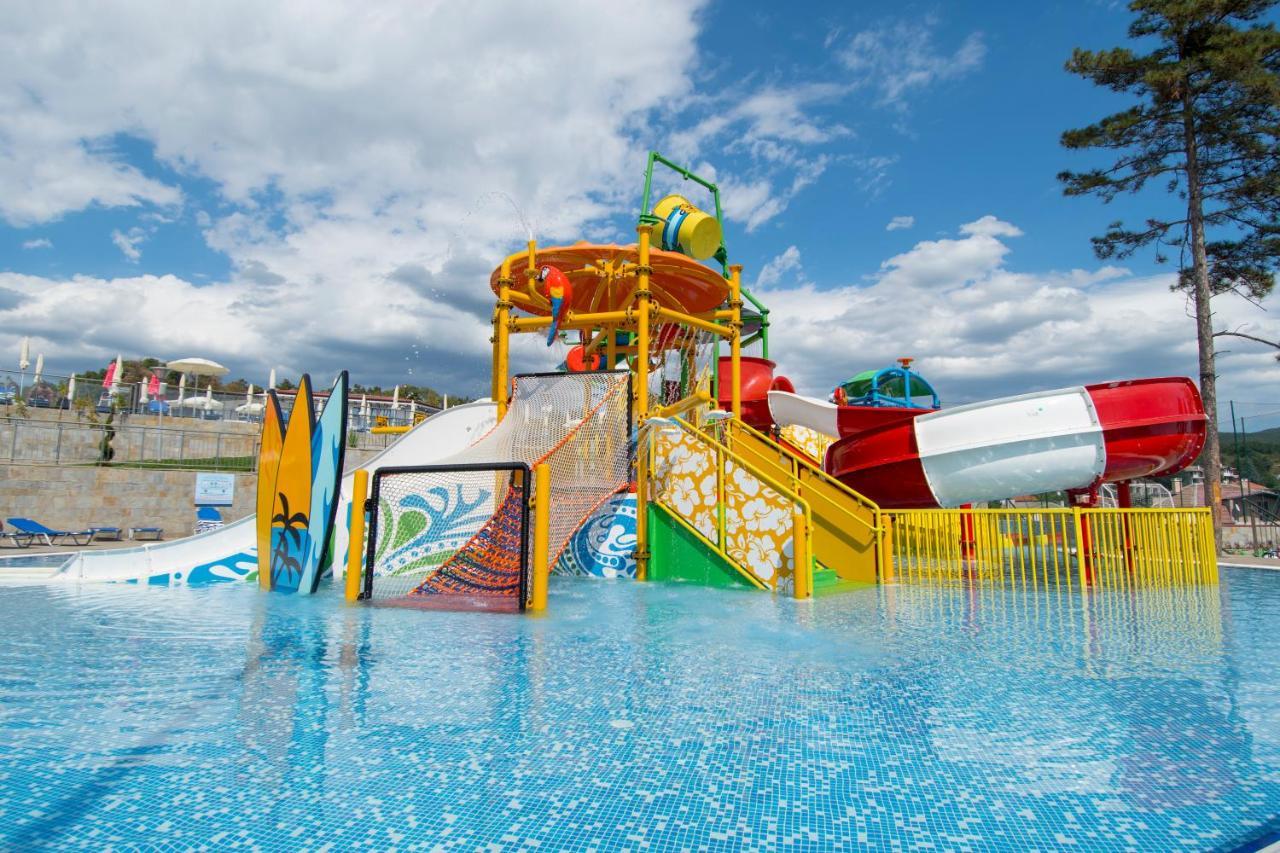 Nevis & Aqua Park Θέρετρο Σάνι Μπιτς